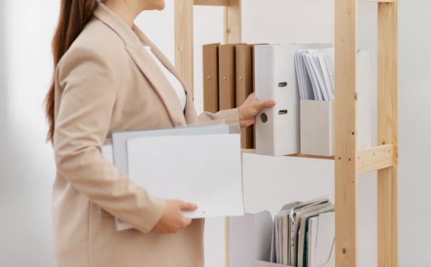 Quy trình làm thủ tục hành chính tại cảng tại Lê Vy Logistics Bước 2