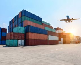 Quy trình làm thủ tục hành chính tại cảng tại Lê Vy Logistics Bước 4 2